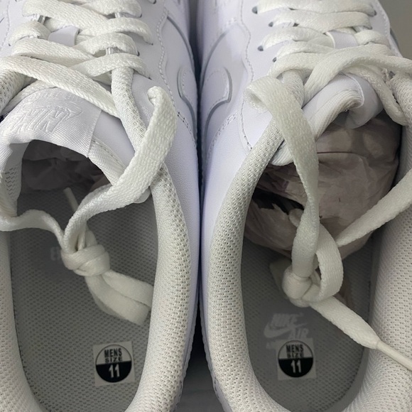 Authentic NEW Nike Men’s Air Force 1 - Picture 4 of 9